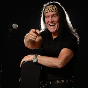 Dave Evans, the hardest working bad ass rocker on the planet today announces more tour dates for Latin America !